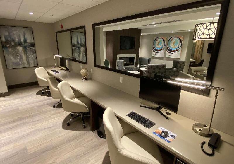هتل Best Western Premier Prince Albert