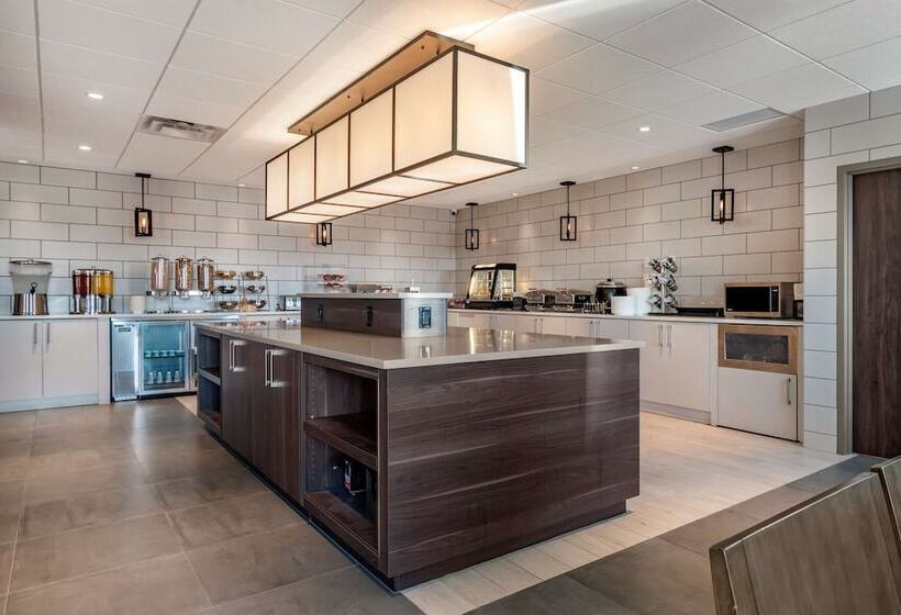 هتل Best Western Premier Prince Albert