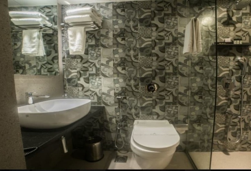 Hotel Bindra Supremacy