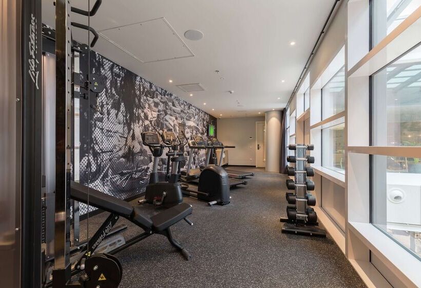 هتل Hampton By Hilton Utrecht Central Station