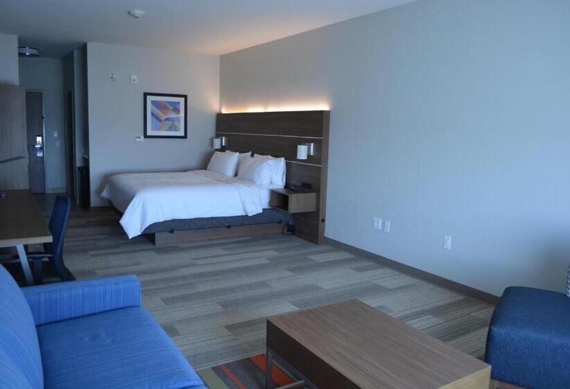 בית מלון כפרי Holiday Inn Express & Suites   Liberal, An Ihg