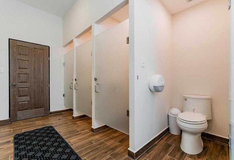 Отель Sky Inn Cancun