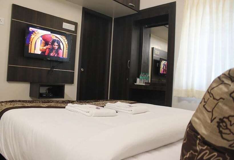 هتل Viswa Residency By Azalea