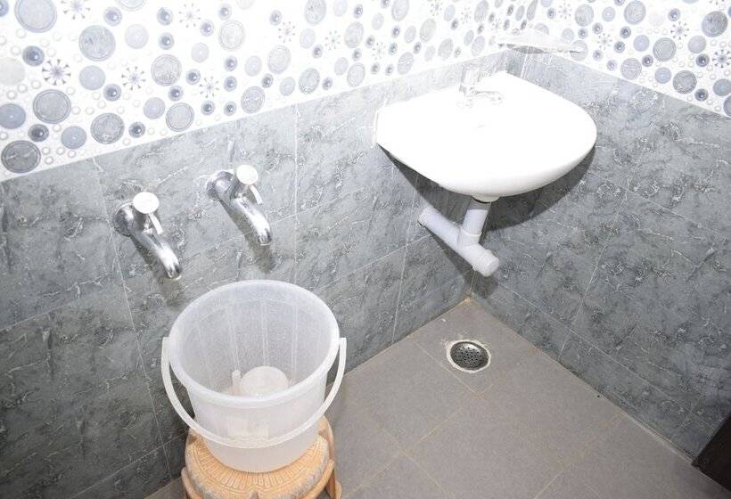 هتل Viswa Residency By Azalea