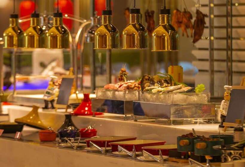 فندق Wyndham Grand Plaza Royale Kaicheng Anji