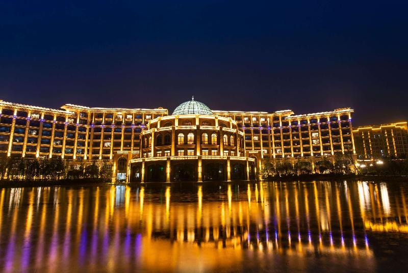 فندق Wyndham Grand Plaza Royale Kaicheng Anji