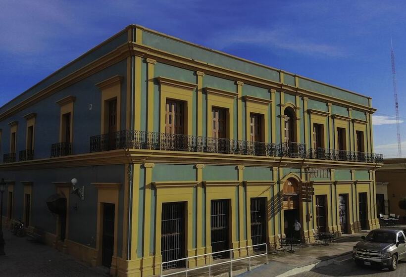 هتل Santa Elena