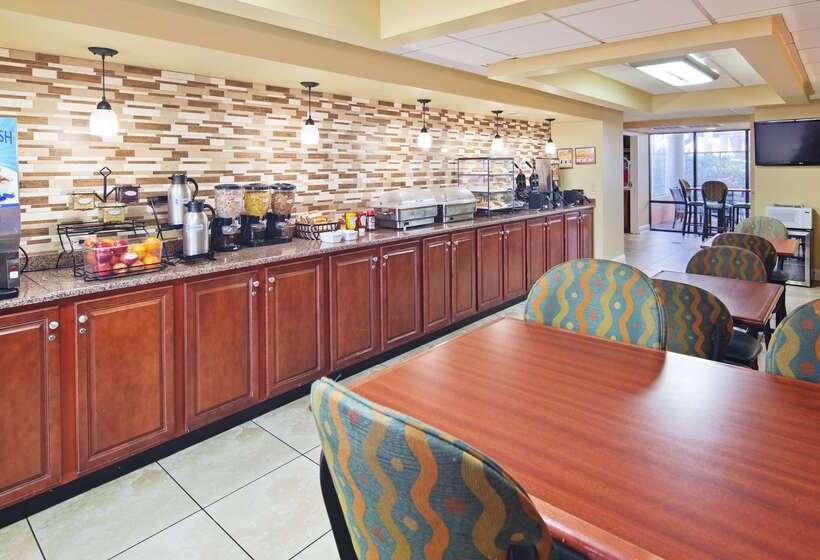 Best Western Ocean Sands Beach Resort