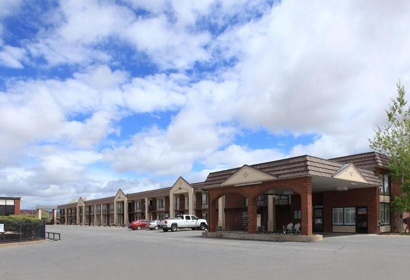 هتل Americas Best Value Inn Roosevelt/ballard