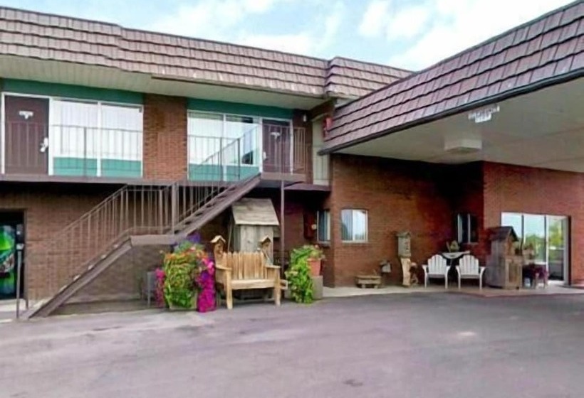 هتل Americas Best Value Inn Roosevelt/ballard