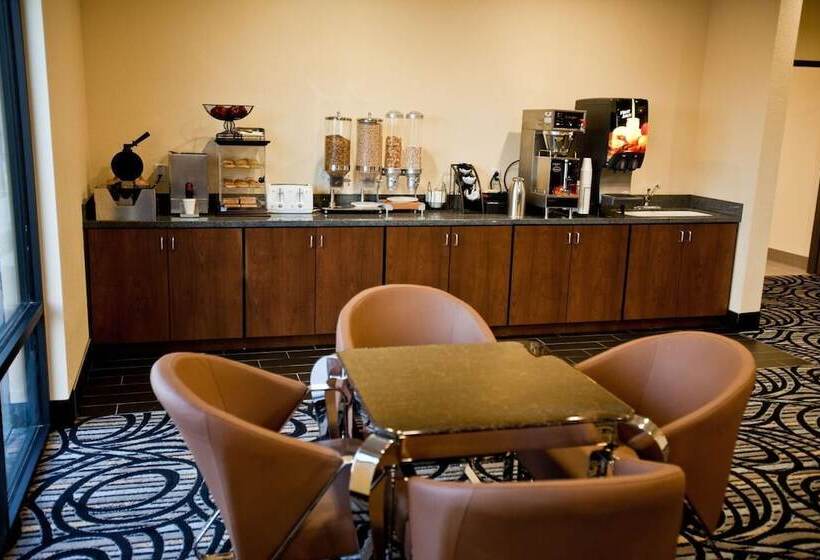 هتل Americas Best Value Inn Roosevelt/ballard