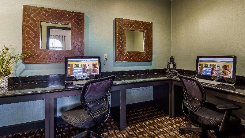 هتل Best Western Edinburgh/columbus