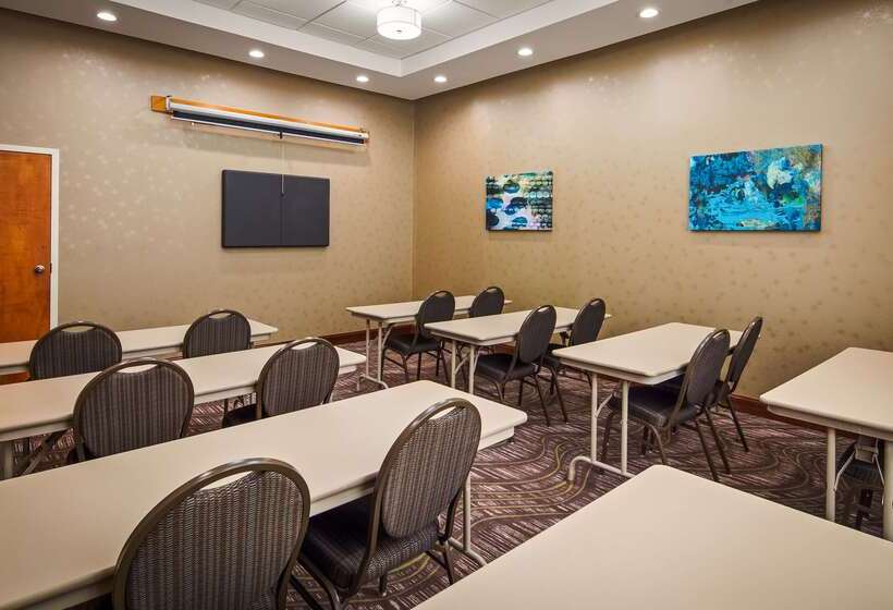 هتل Best Western Inn & Suites Monroe