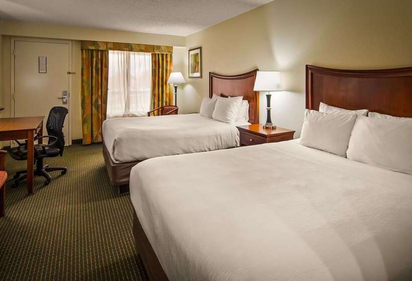 هتل Best Western Inn & Suites Monroe