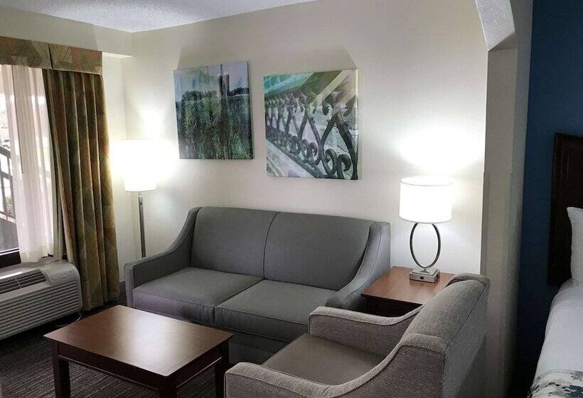 هتل Best Western Inn & Suites Monroe