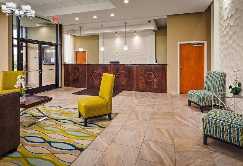 هتل Best Western Inn & Suites Monroe