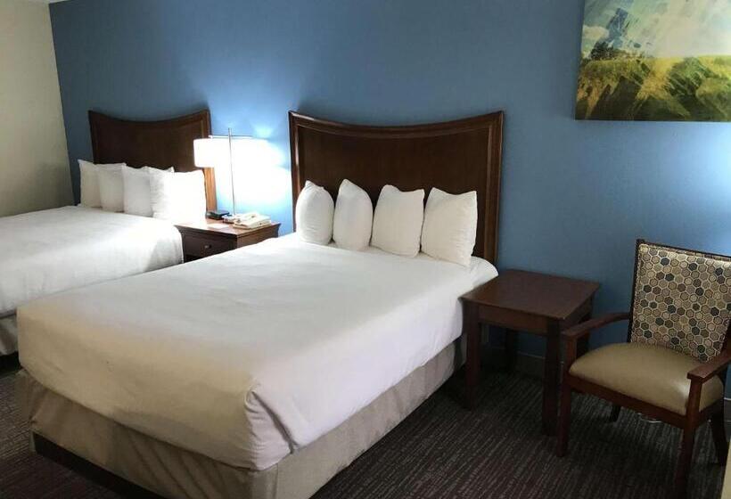 هتل Best Western Inn & Suites Monroe