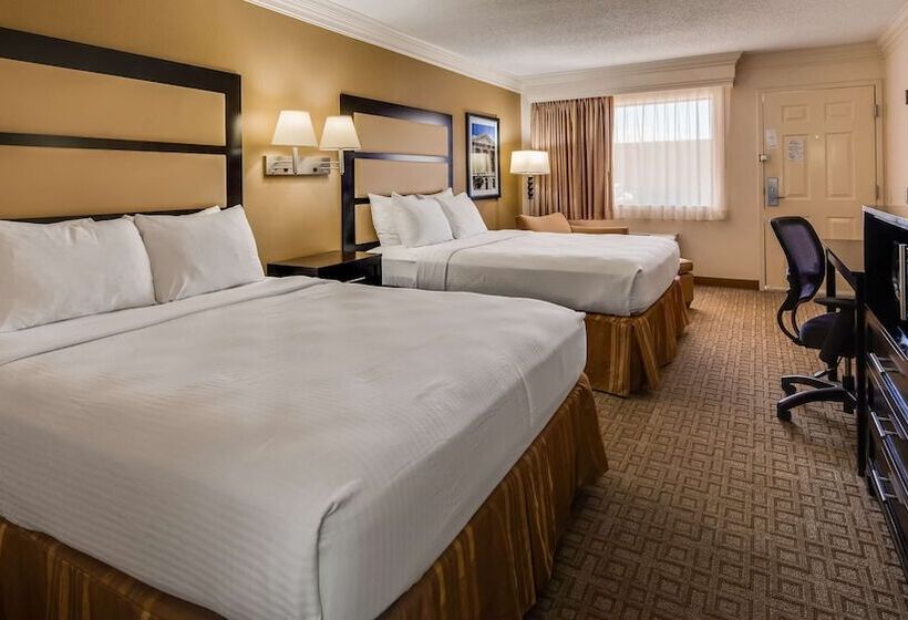 هتل Best Western Inn & Suites Of Macon