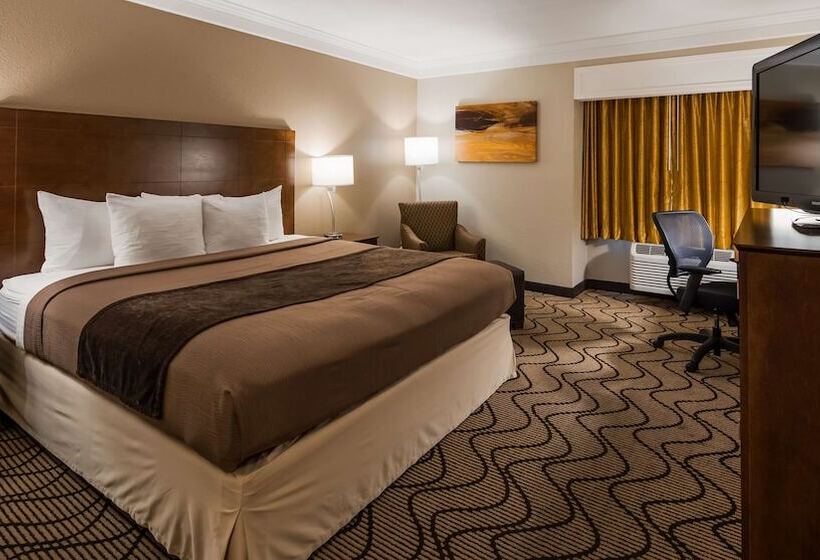 هتل Best Western John Muir Inn