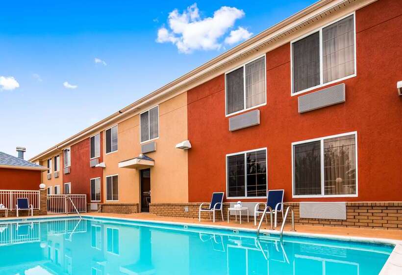 فندق Best Western Kenosha Inn