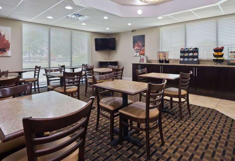 هتل Best Western Lumberton