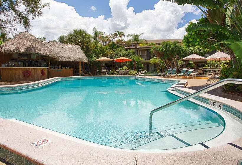 בית מלון כפרי Best Western Naples Inn & Suites