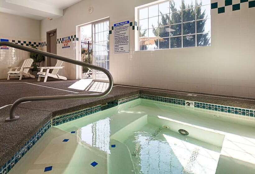 호텔 Best Western Oak Meadows Inn
