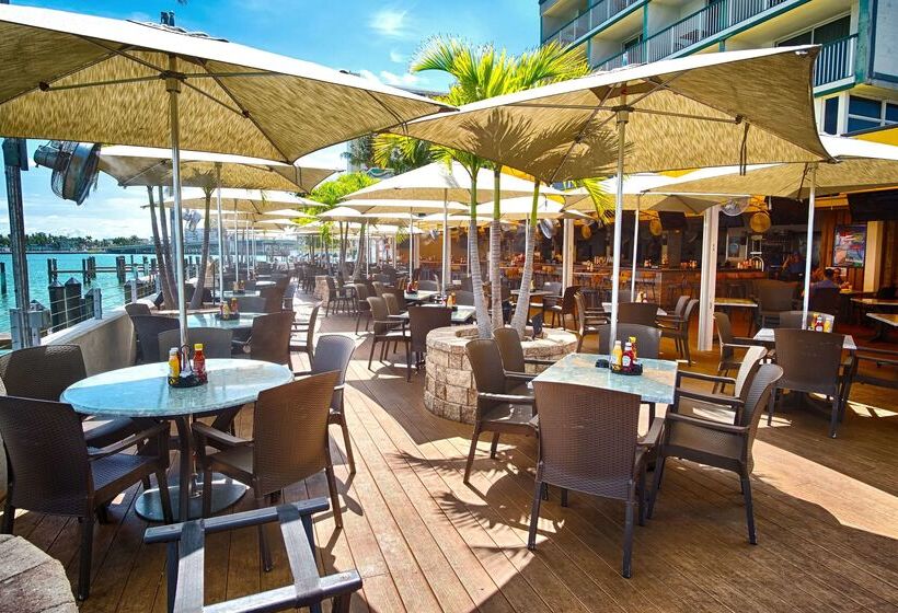 هتل Palm Tree Club Miami