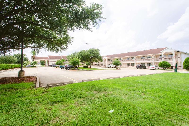 هتل Best Western Pearland Inn