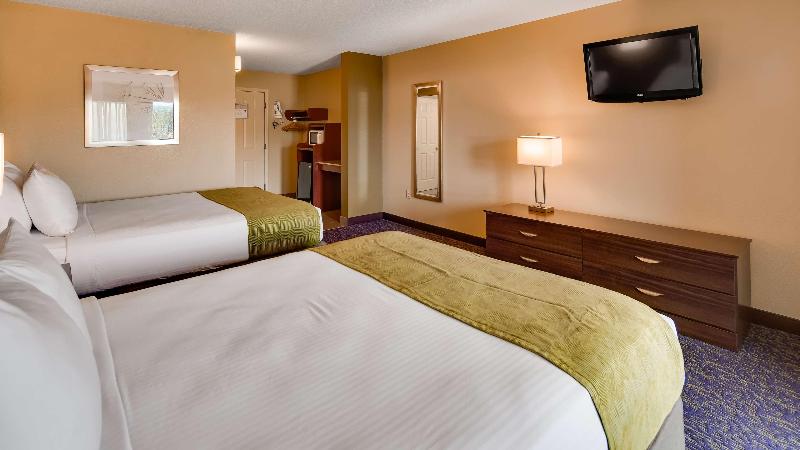 هتل Best Western Plaza Inn
