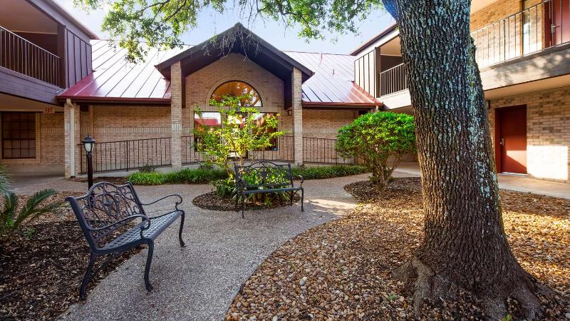 호텔 Surestay Plus By Best Western San Antonio Fiesta Inn