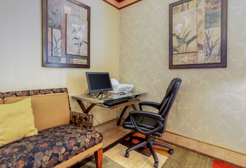 בית מלון כפרי Best Western Plus Inn At Valley View