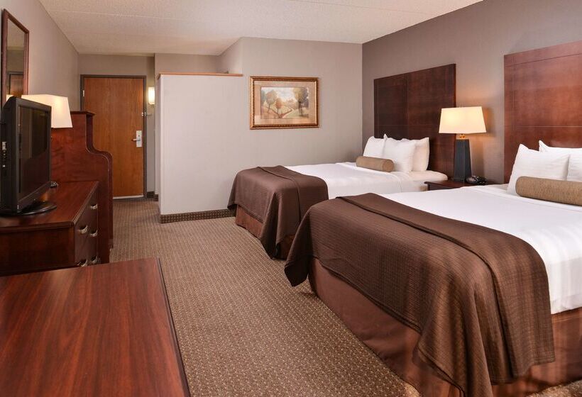 هتل Best Western Plus Kelly Inn