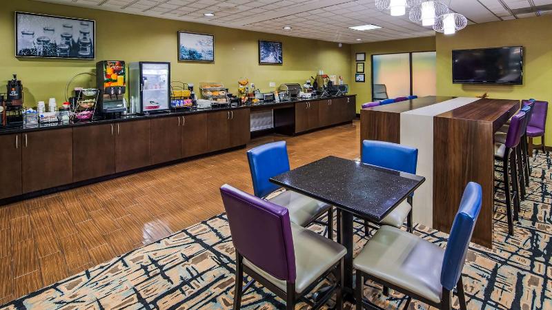 هتل Best Western Plus Mcdonough Inn & Suites