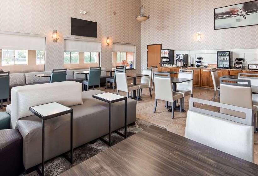 هتل Best Western Plus North Canton Inn & Suites