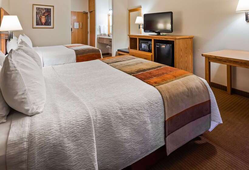 Отель Best Western Wapakoneta Inn