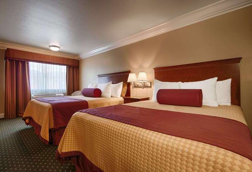 هتل Best Western Willits Inn