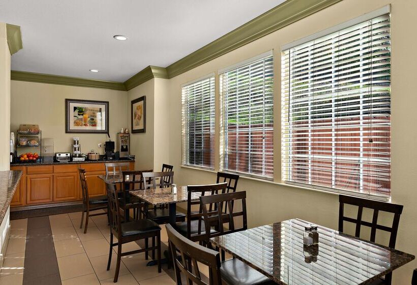هتل Best Western Willits Inn