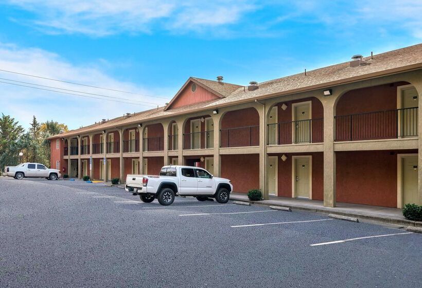هتل Best Western Willits Inn