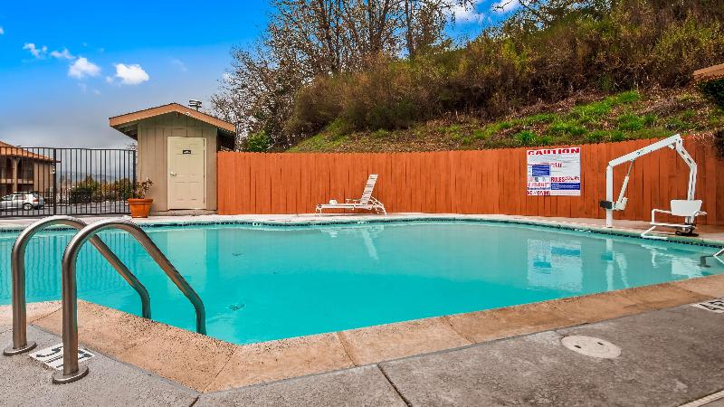 هتل Best Western Willits Inn