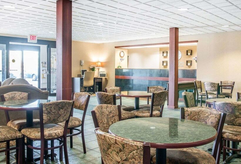 Hotel Comfort Inn And Suites Maumee  Toledo