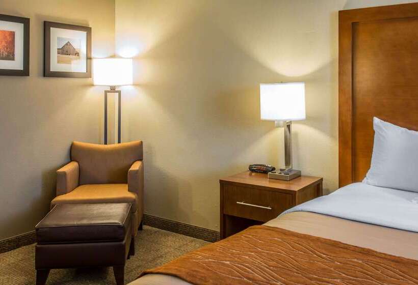 هتل COMFORT INN & SUITES SPOKANE VALLEY