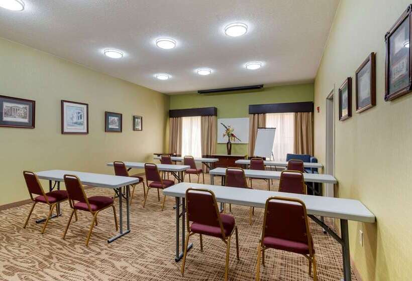 هتل Comfort Suites Milledgeville