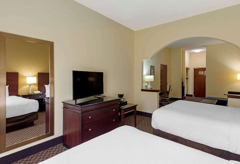 هتل Comfort Suites Milledgeville