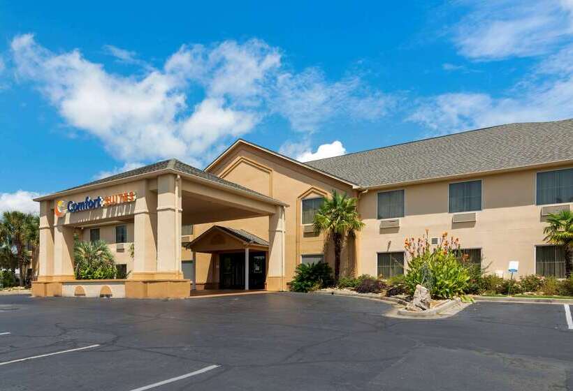 هتل Comfort Suites Milledgeville