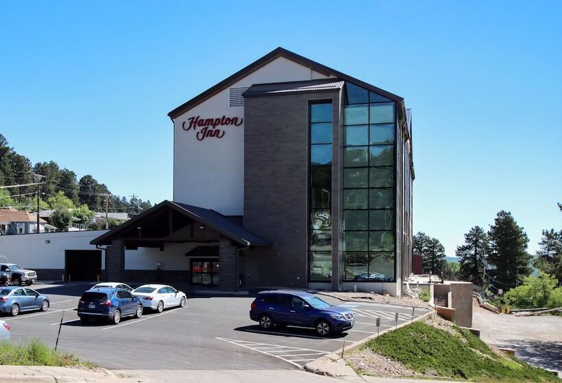 هتل Hampton Inn Lead