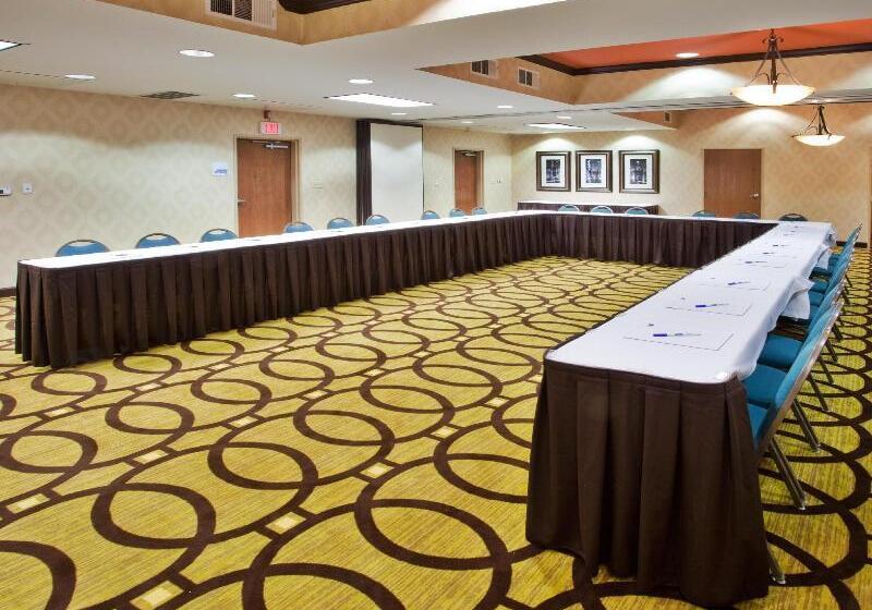 Отель Holiday Inn Express Peachtree Corners Norcross, An Ihg