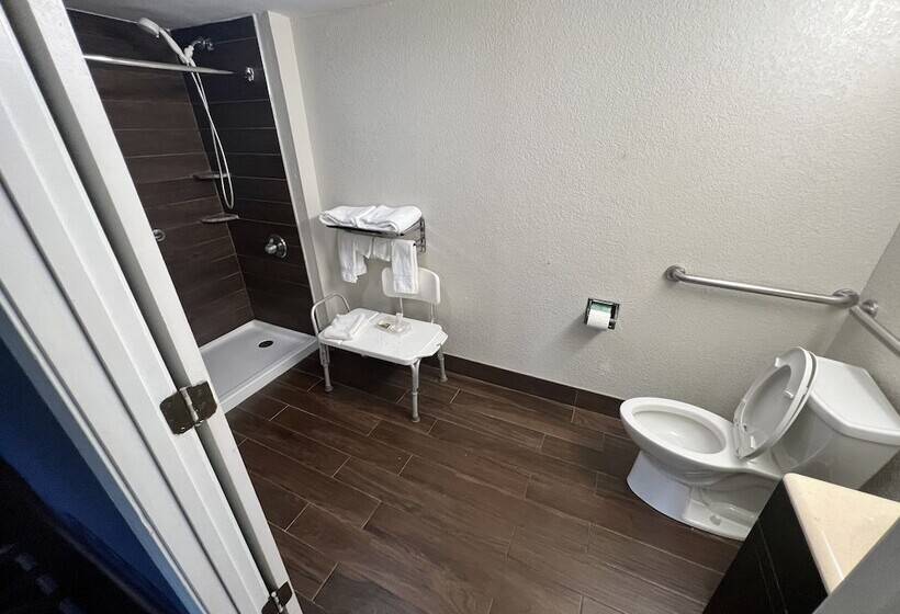 Отель Key West Inn  Roanoke