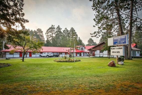 Hotel Northern Pine Inn