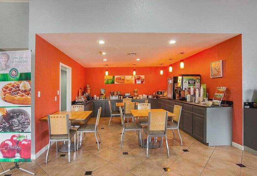 בית מלון כפרי Quality Inn Carthage